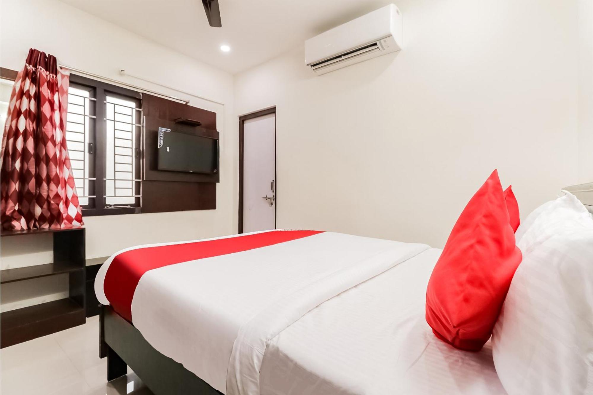 โอโย 46726 วิกตอรี แกรนด์ Hotel Tadepalle ภายนอก รูปภาพ